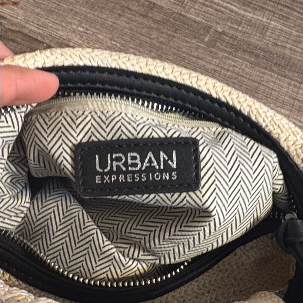 Urban Expressions Cream and Black Hobo Bag - Picture 4 of 4